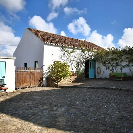 Prázdninový dům Guestready - Casa Do Mar Ericeira Rustic Mafra